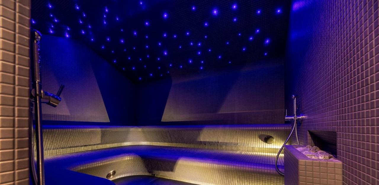 Spa 니다 외부 사진