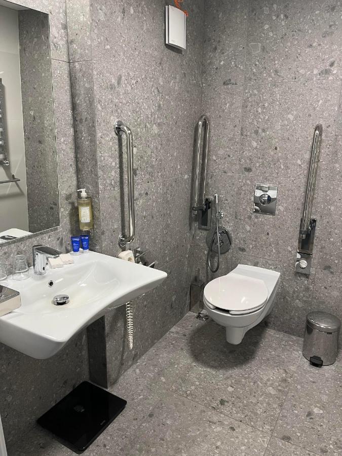 Spa 니다 외부 사진